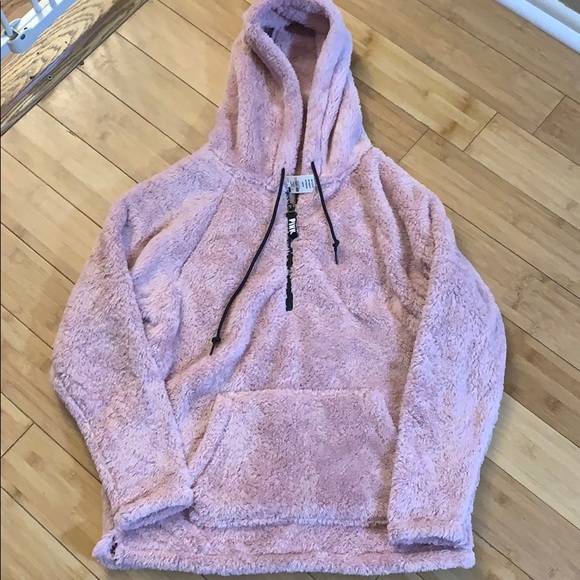 🆕 PINK Sherpa 1/2 zip - XS - Picture 2 of 5